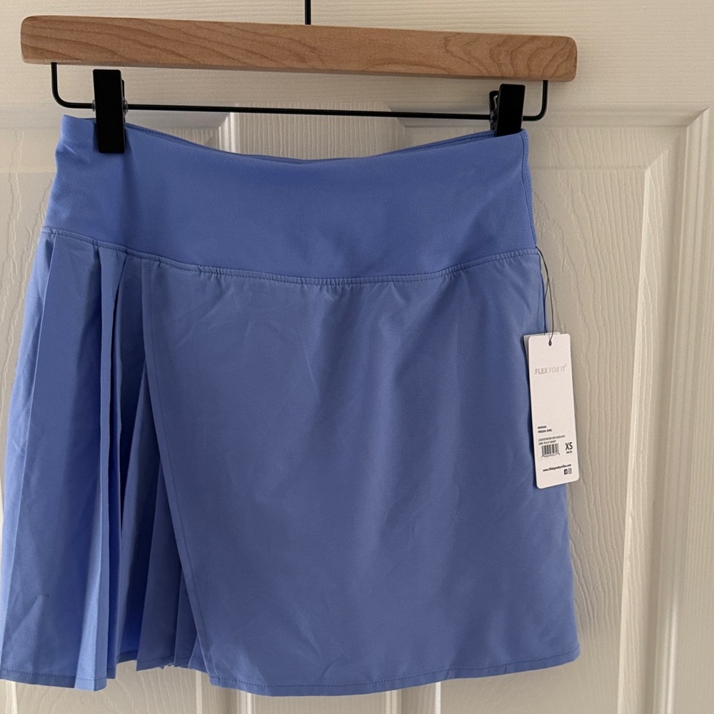90 Degree By Reflex Periwinkle blue tennis/golf athletic skirt with shorts. NWT
